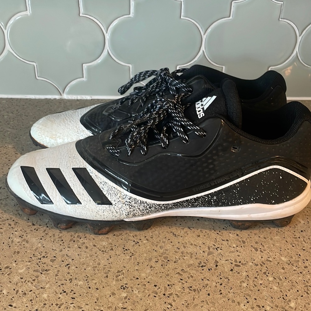 Adidas Men’s baseball cleats